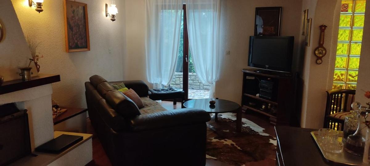 Holiday Home Ermanna Пула Екстер'єр фото