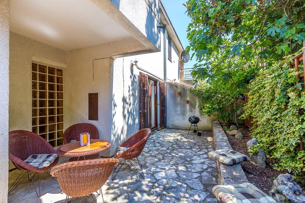 Holiday Home Ermanna Пула Екстер'єр фото