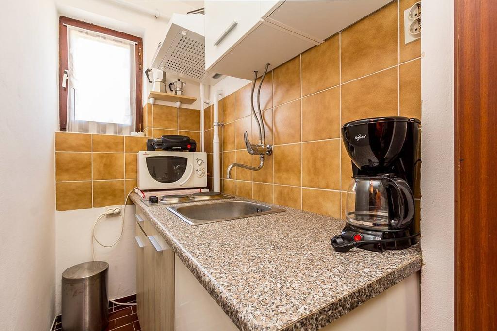Holiday Home Ermanna Пула Екстер'єр фото